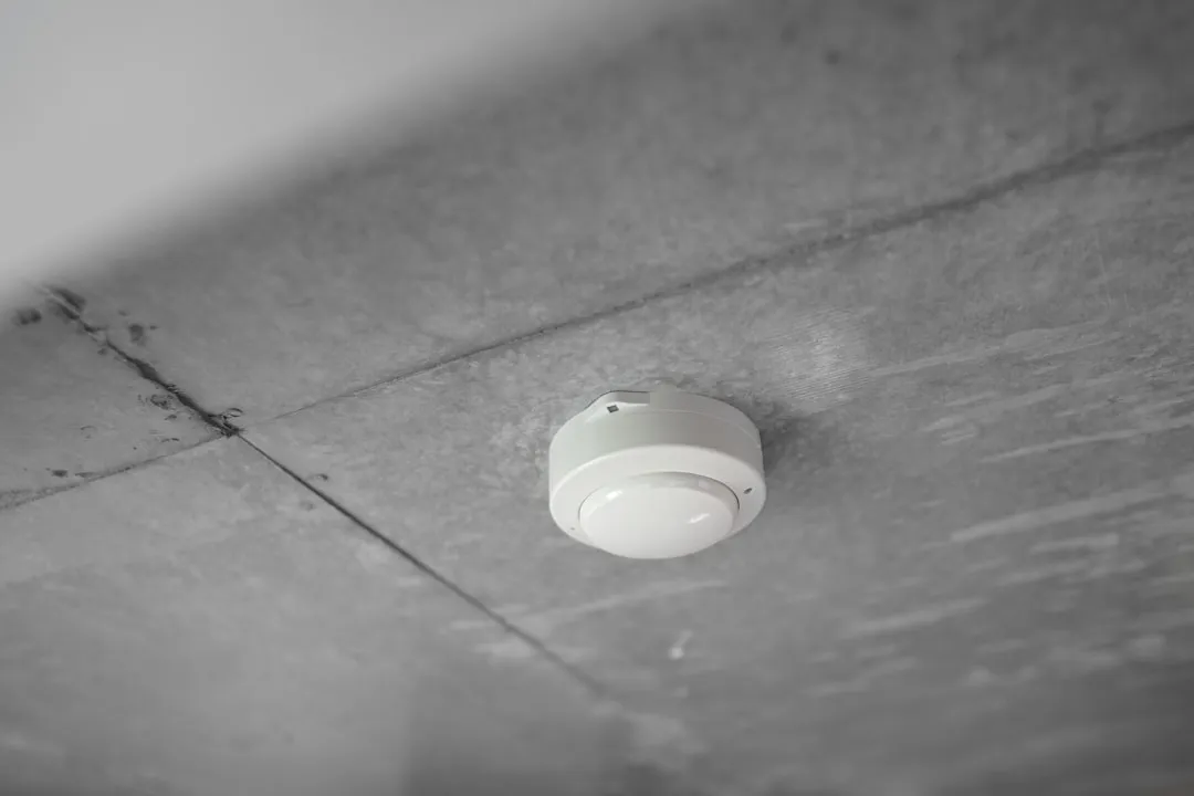 五金交电行业新规解读:贸易服务企业如何合规经营与降本增效